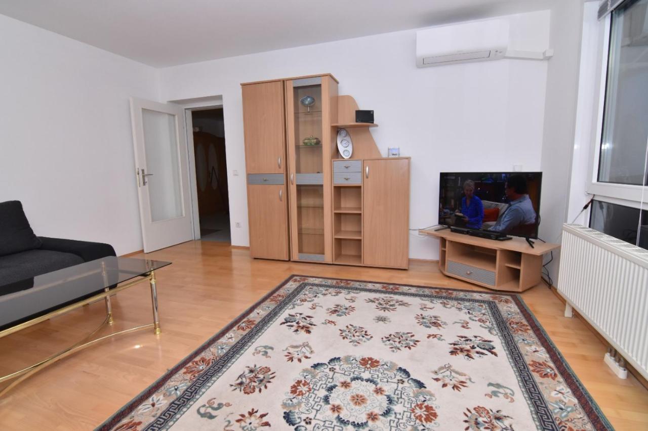 Modern Apartment At Vic เวียนนา ภายนอก รูปภาพ